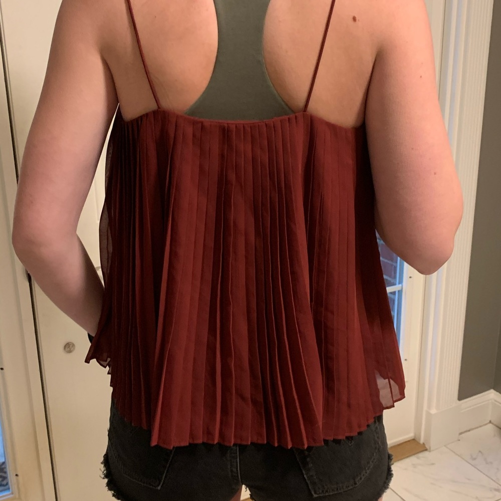 Tank top fore all occasions.